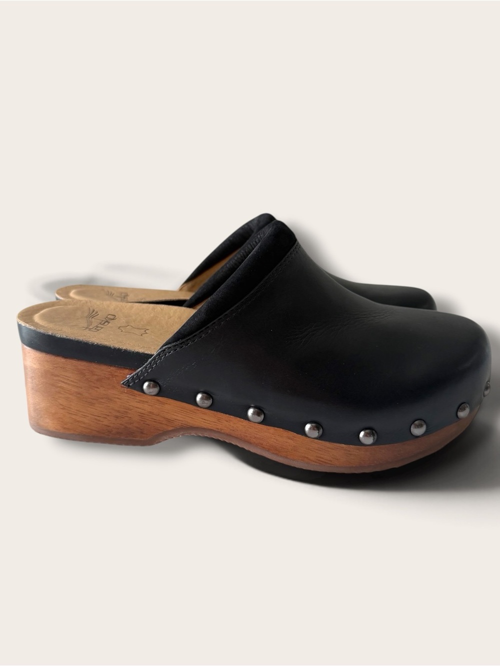 Dansko Andie Black Leather Studded Clogs Mules Heels 38 - Picture 2 of 12